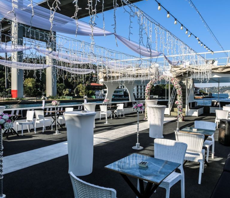 Boat Wedding Prices on the Bosphorus: Bematur, the Leading Boat Rental Company on the Bosphorus!