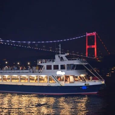 Boğazda Yat Kiralama