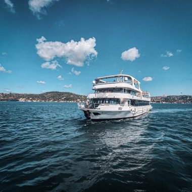 Experience Istanbul from the Water: Premier Yacht Hire on the Bosphorus