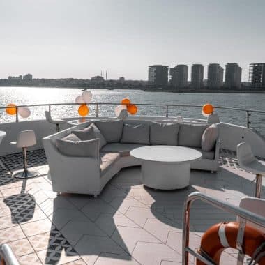 One-Day Boat Rental Prices