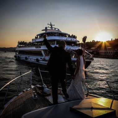 Wedding on the Boat