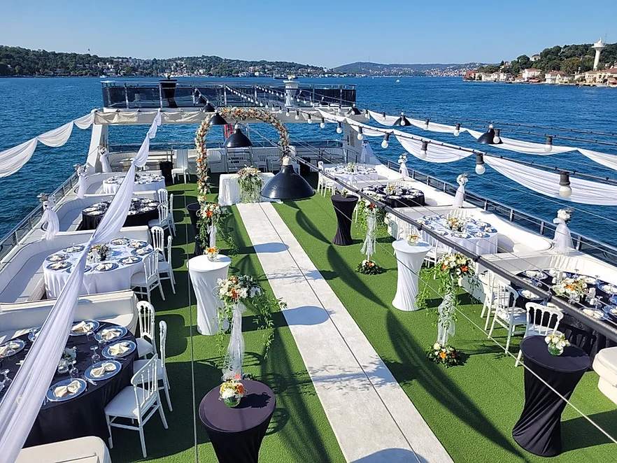 Wedding on the Boat Istanbul